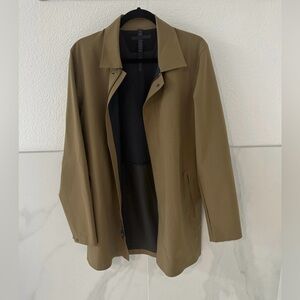 Lululemon Athletica Black and Tan Jacket